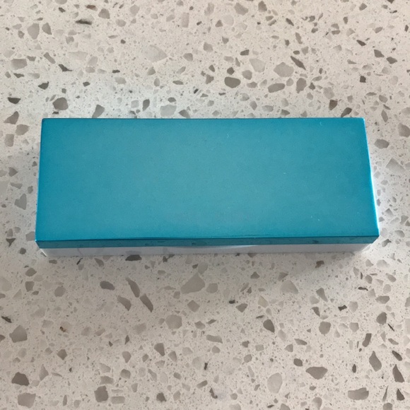 Estée Lauder eye shadow - Picture 2 of 3